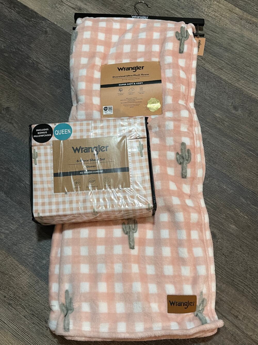 Wrangler 6-pc Queen Sheet Set Cactus Gingham Pink & Oversized Throw 60”x70”